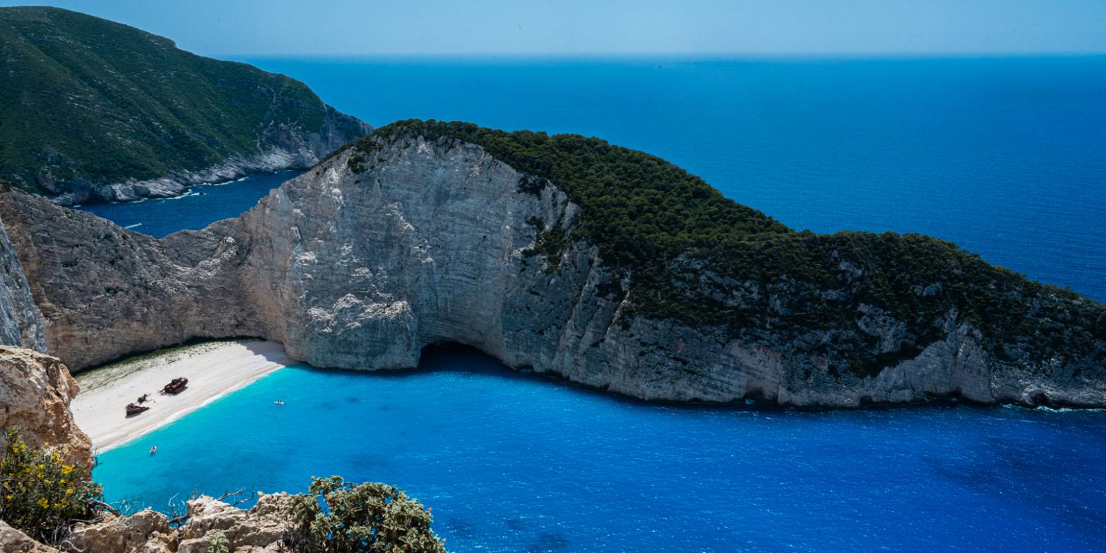 Fidelity Travel Book Now