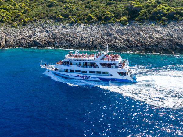 Greek Style Cruise With Lunch